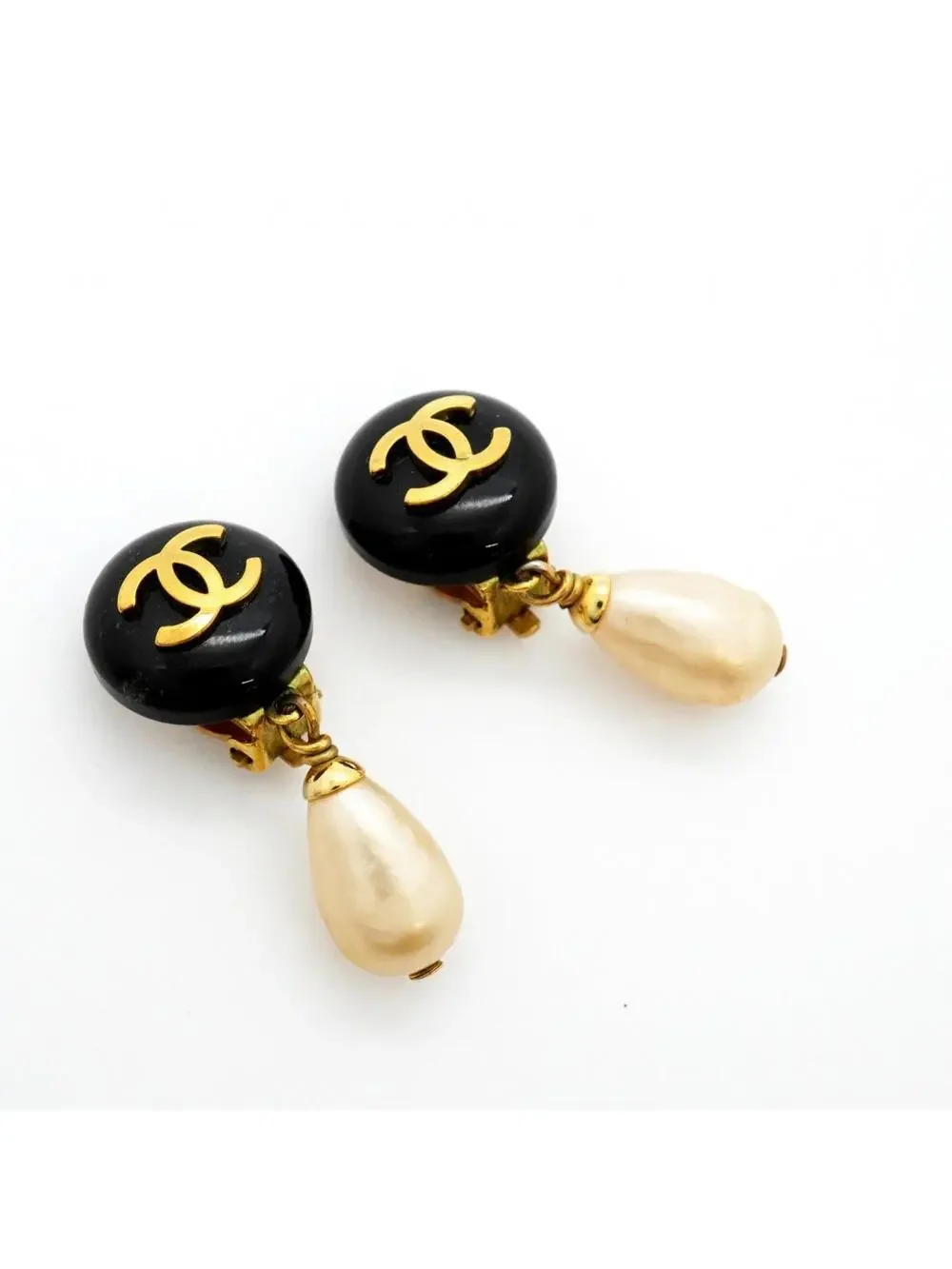 Chanel Cc Logo Clip-On Earrings Metal #327444C89B